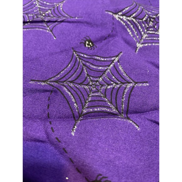 5 Yds Purple Spider Web Fabric 42” Goth Macabre Occult Witchy Halloween - Picture 3 of 5